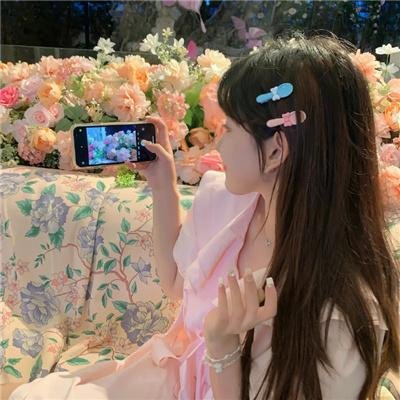 歌女五美图